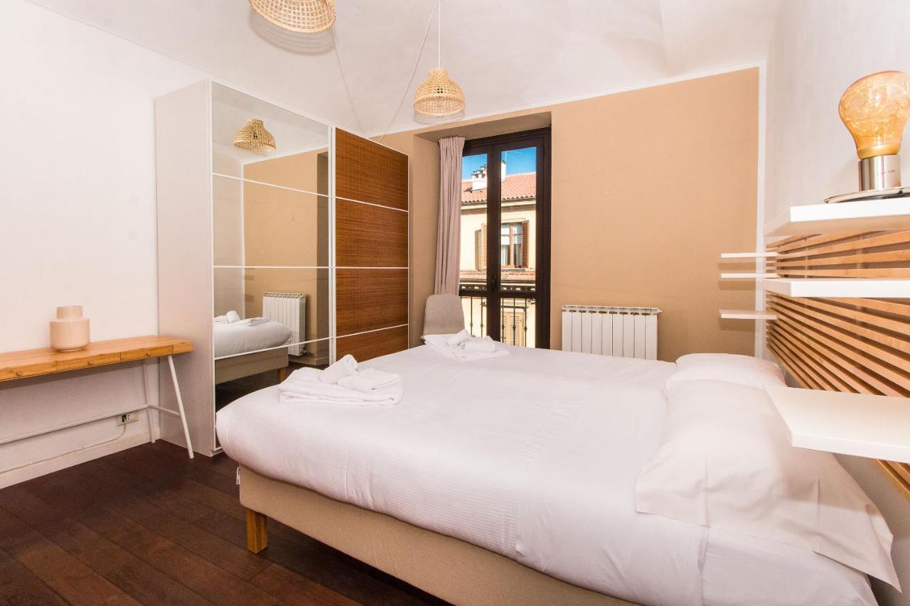 Ferienwohnung Colorful Statuto Square Design Apart Turin Exterior foto