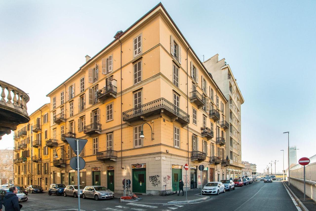 Ferienwohnung Colorful Statuto Square Design Apart Turin Exterior foto
